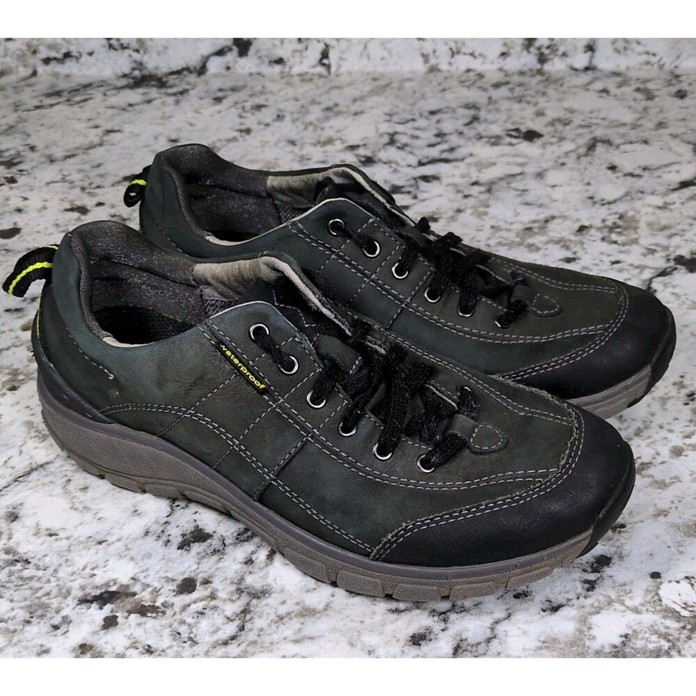 Clarks Wave Trek Women's 7.5 Waterproof Outdoor Black Dark Green Leather Sneaker